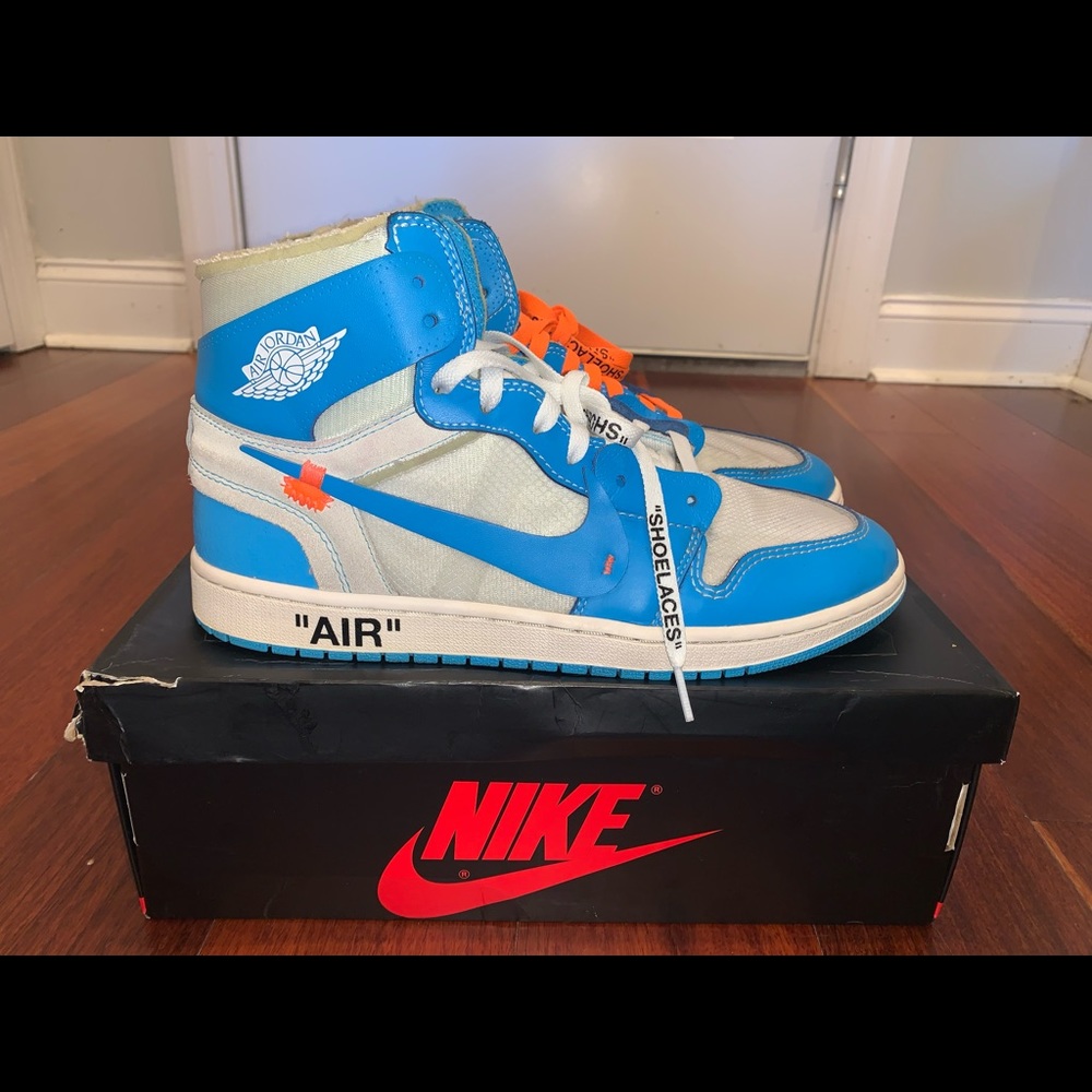 Unc Jordan 1 “Off White”